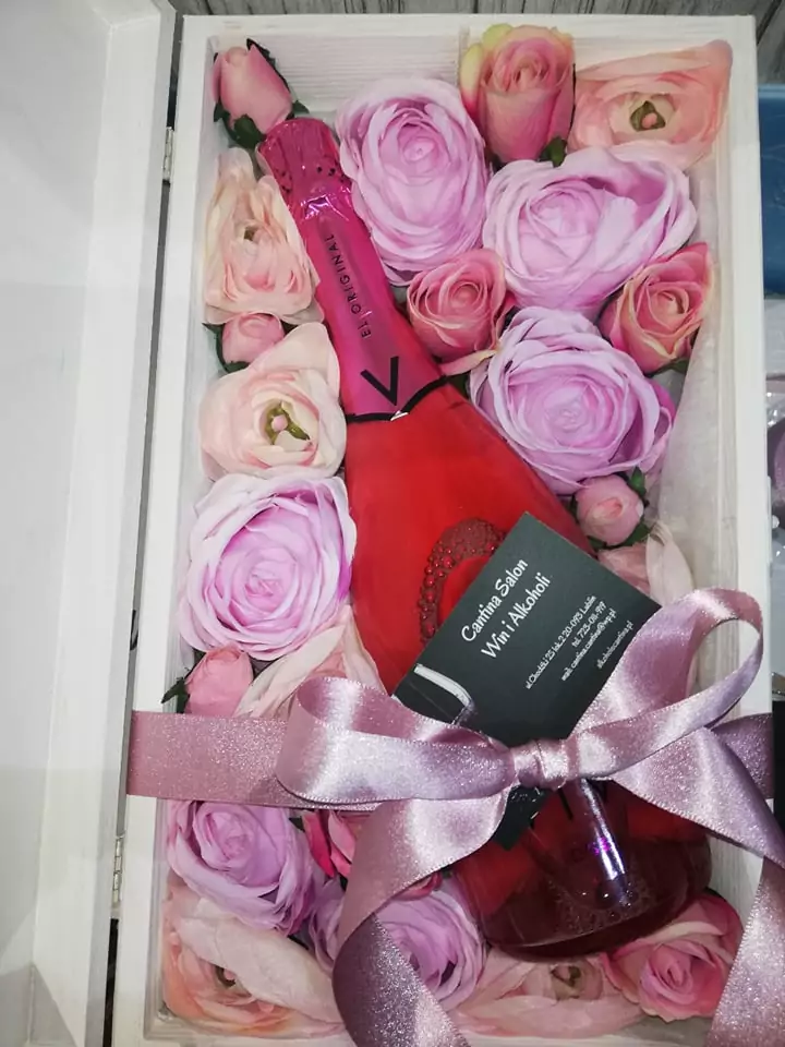 a Flowerbox Giacobazzi Rose Moscato