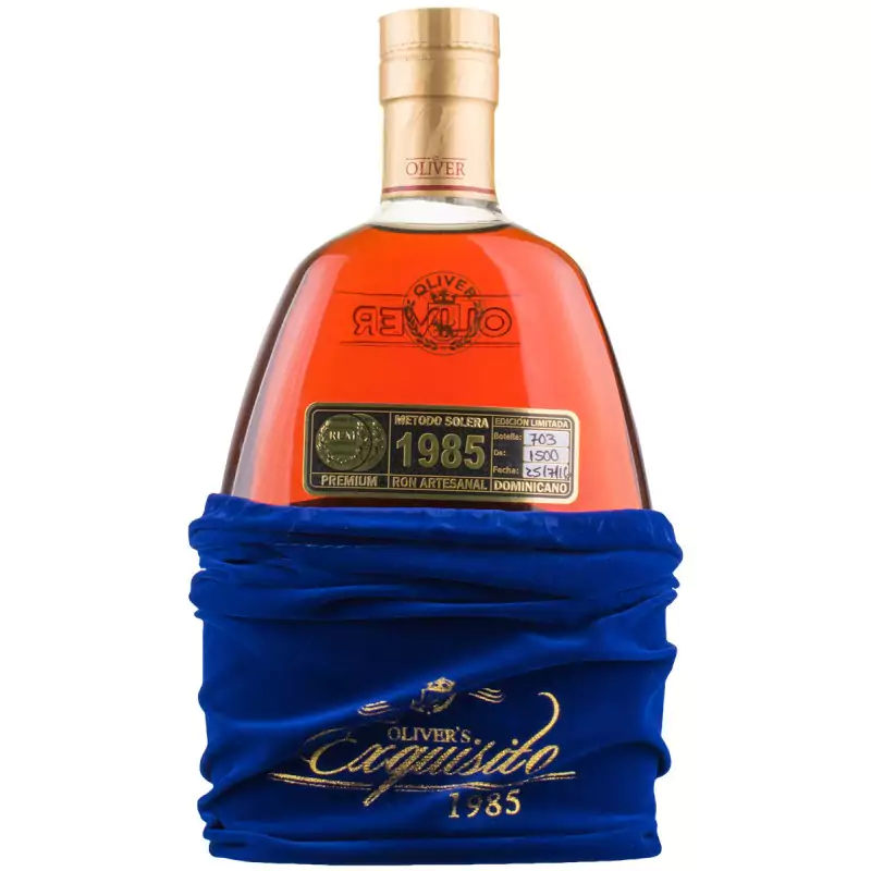 Rum Oliver's Exquisito 1985 Ron De Santo Domingo 40% 0,7 L